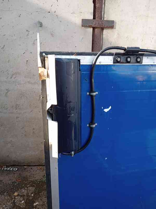 třídílné sekční vrata - foto 4