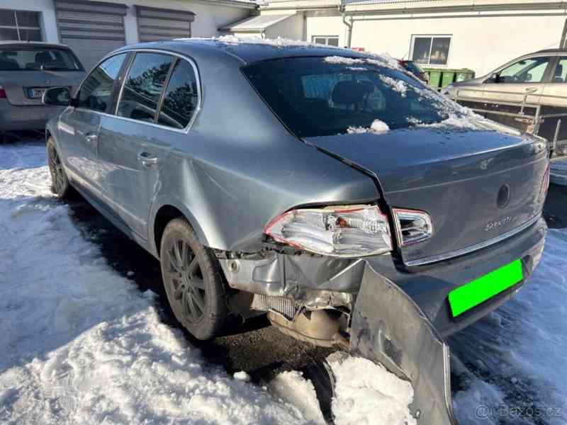 Škoda superb2 - foto 2