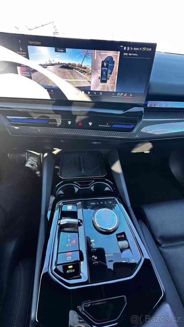 BMW Řada 5 2,0 - foto 4