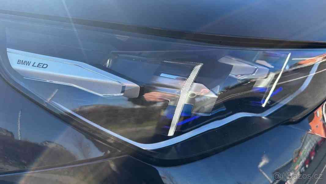 BMW Řada 5 2,0 - foto 13