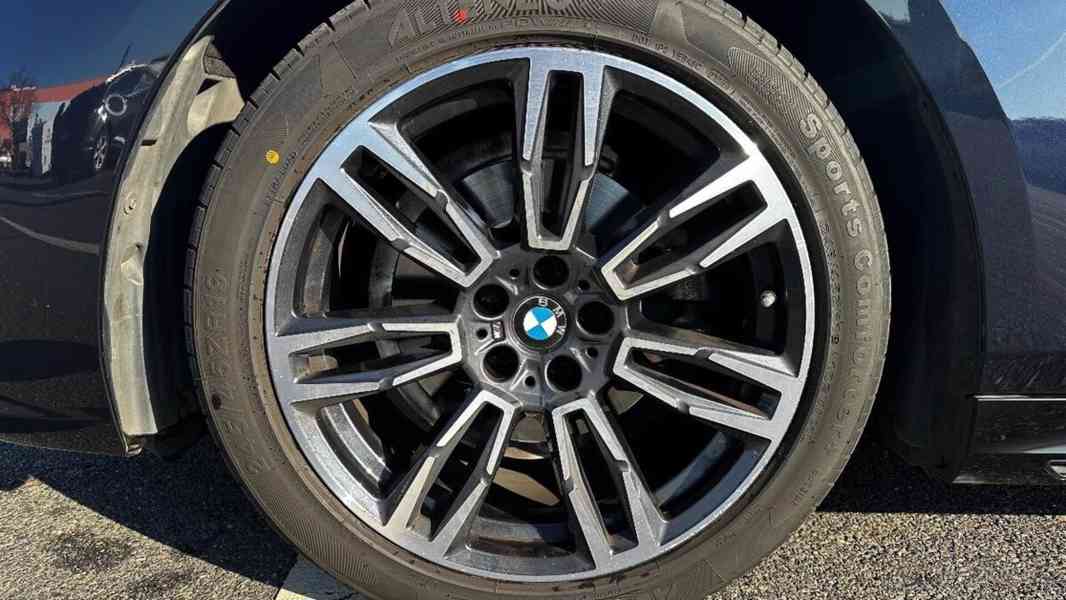 BMW Řada 5 2,0 - foto 10