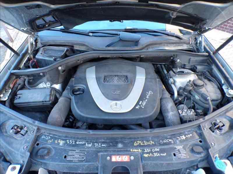 Mercedes-Benz ,V6 3,5 ML 350  4X4,TAŽ.ZAŘ. - foto 13