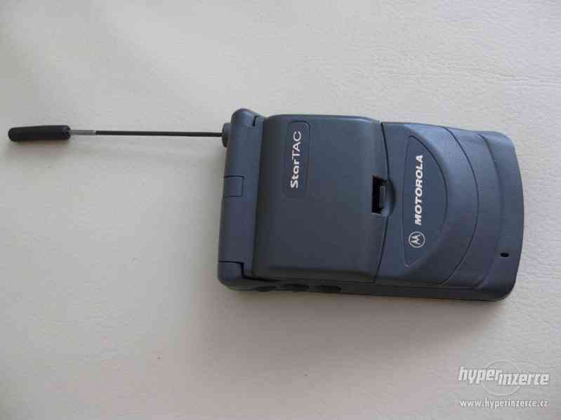 Motorola StarTAC85 - funkční mobilní telefon z r.1995 - foto 2