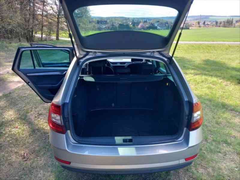 Škoda Octavia 1,6   3 Facelift - foto 6