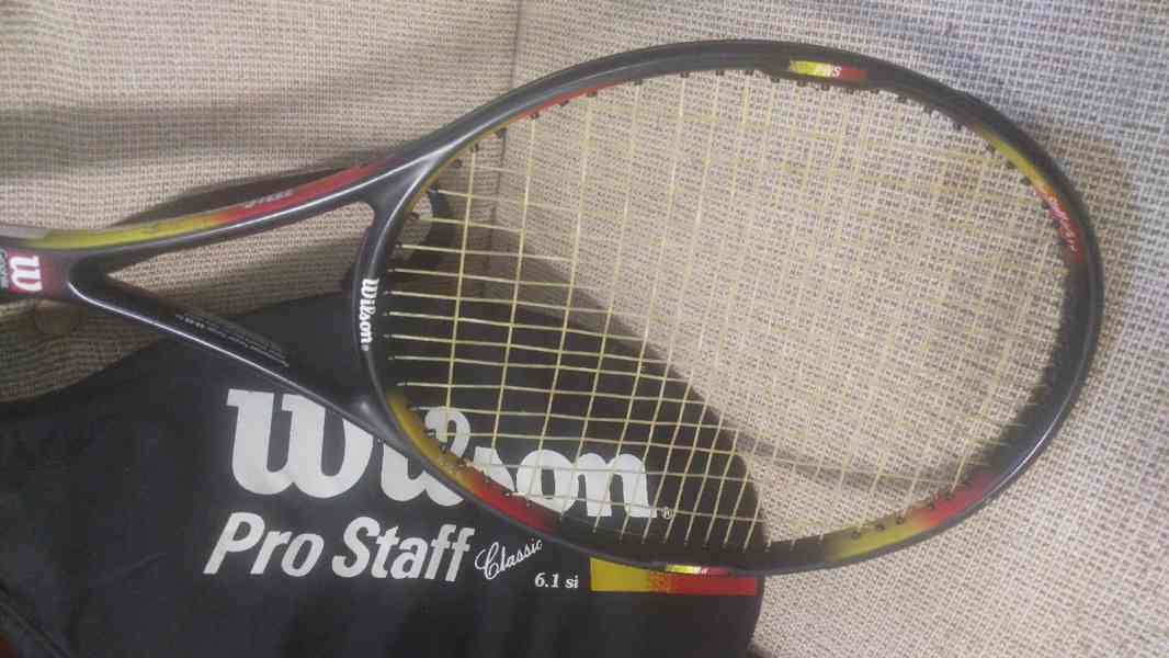 Tenisova raketa Wilson Pro Staff Classic 6.1 Si + pouzdro - foto 5