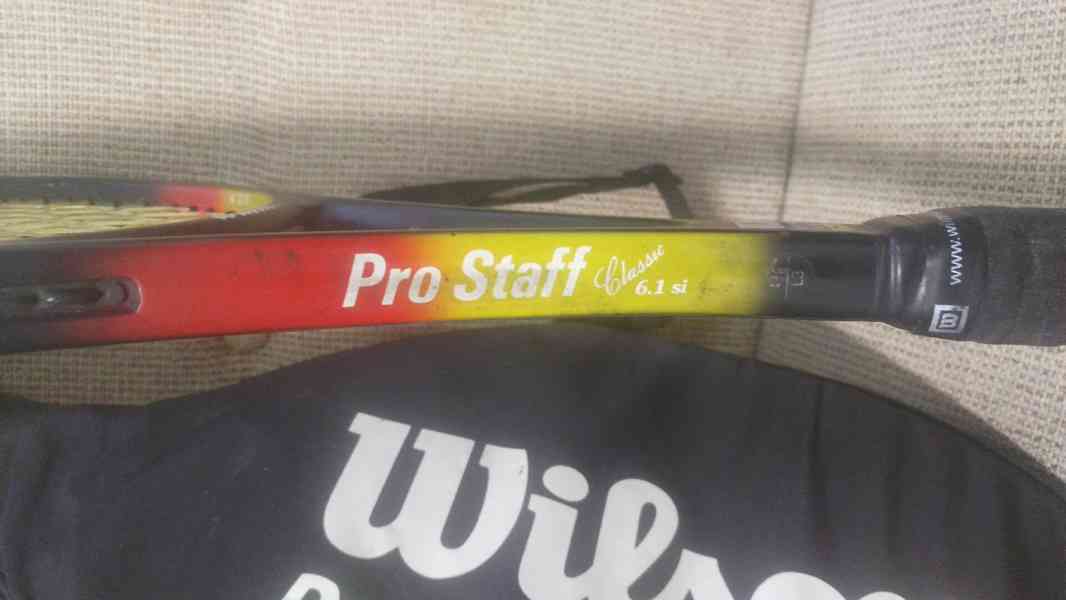 Tenisova raketa Wilson Pro Staff Classic 6.1 Si + pouzdro - foto 8