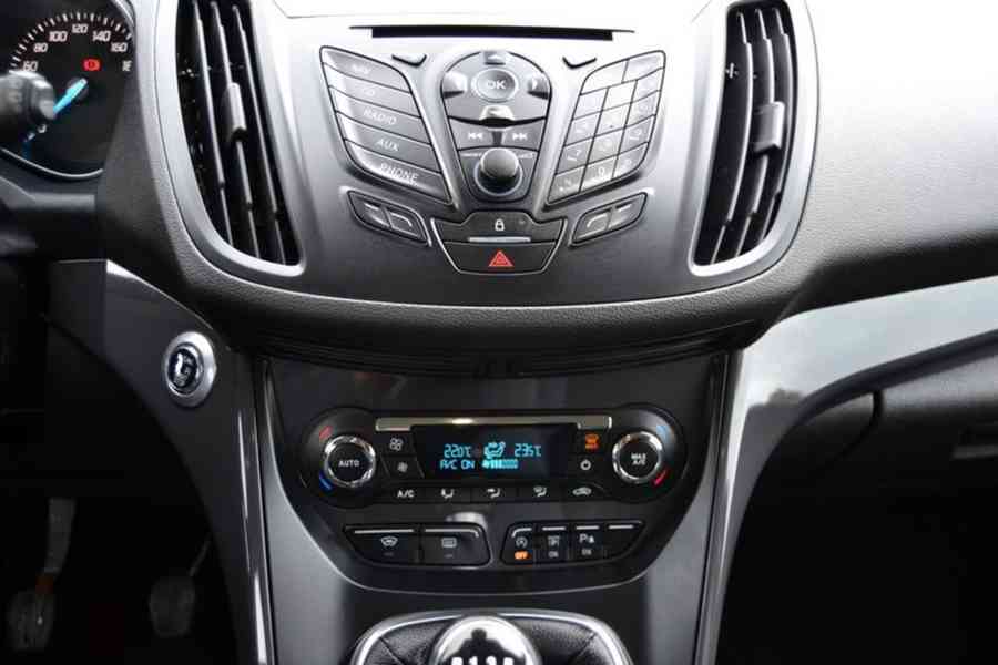 Ford Kuga 2.0 TDCI 132kW Titanium 4x4 - foto 11