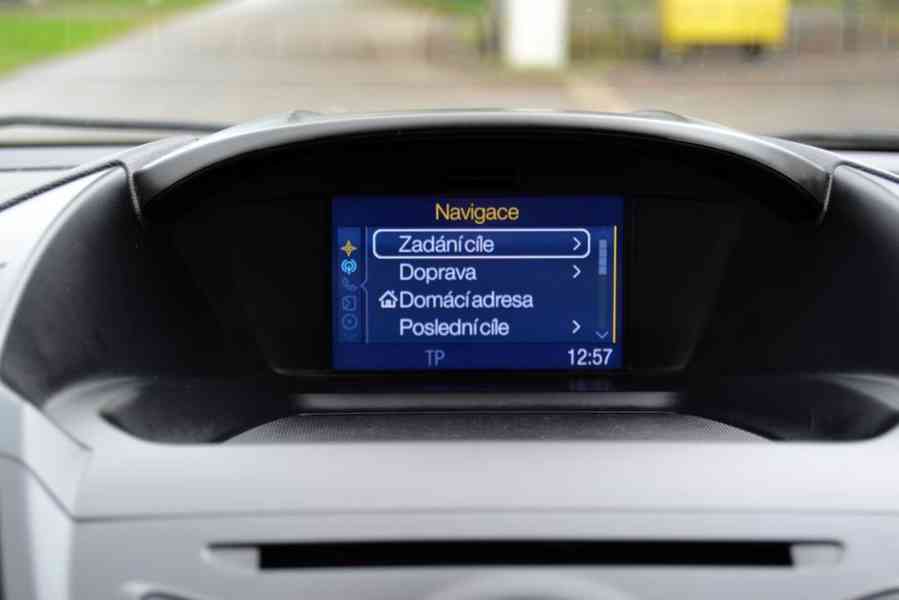 Ford Kuga 2.0 TDCI 132kW Titanium 4x4 - foto 9