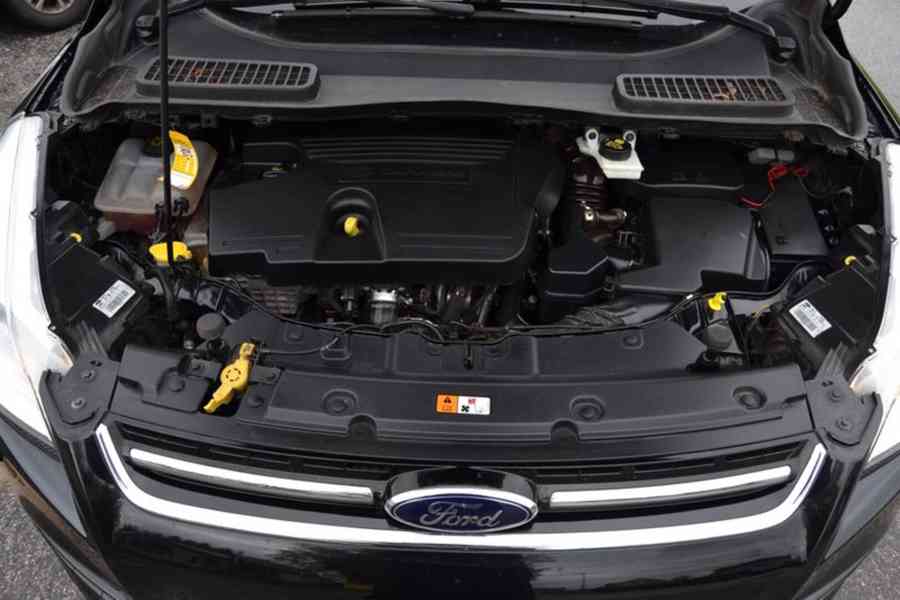 Ford Kuga 2.0 TDCI 132kW Titanium 4x4 - foto 17