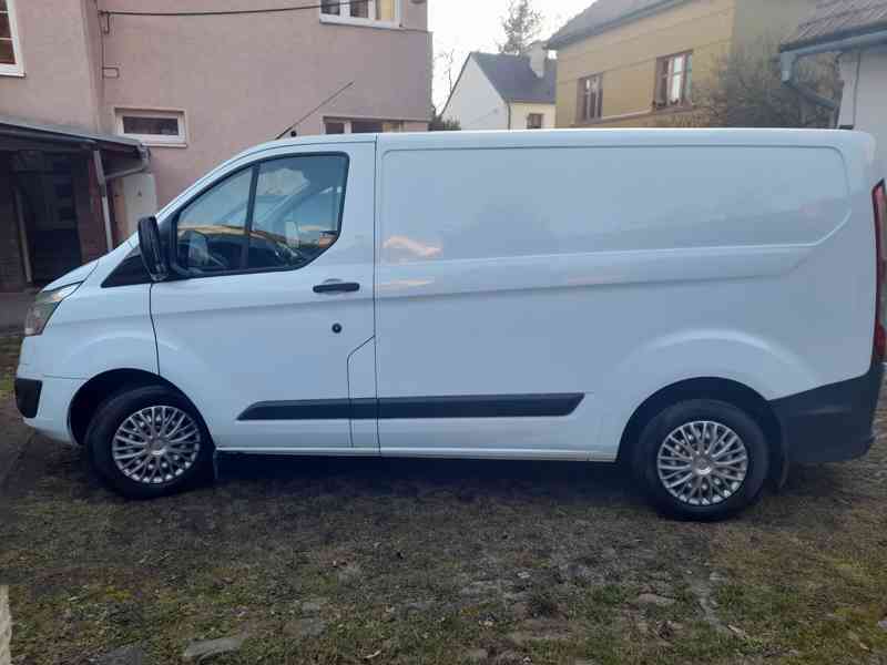 Ford Tranzit Custom - foto 5
