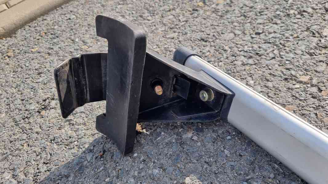 Střešní nosič Neumann - Škoda Octavia II bez lyžin - foto 5