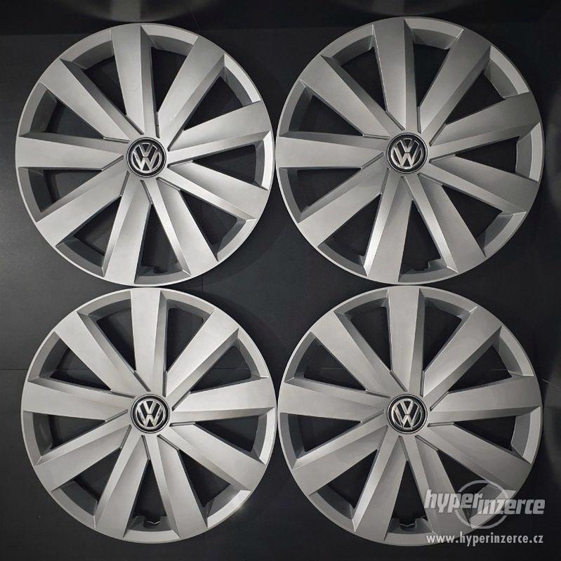 Poklice VW 16" ORIGINÁLNÍ č. C2 - foto 1