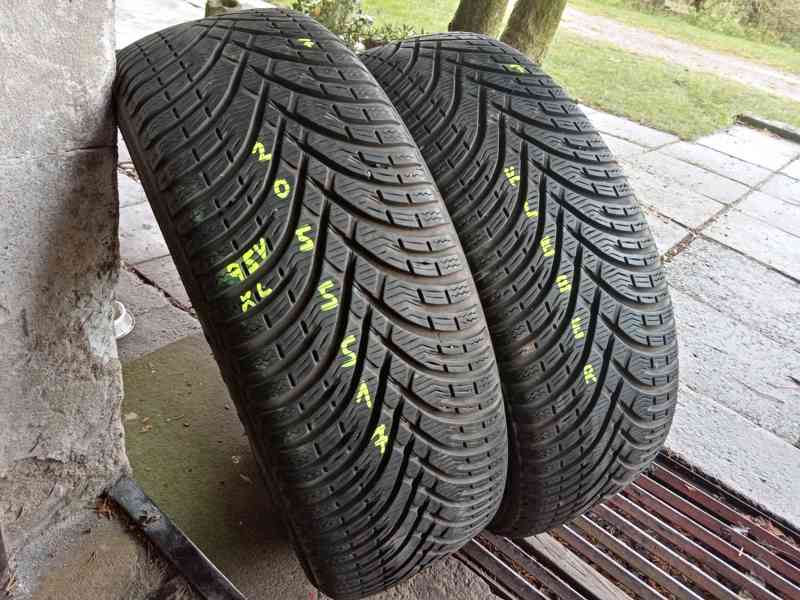 Zimní pneu 2kusy 205/55/17 vzorek 90% KLEBER - dobírka - foto 1