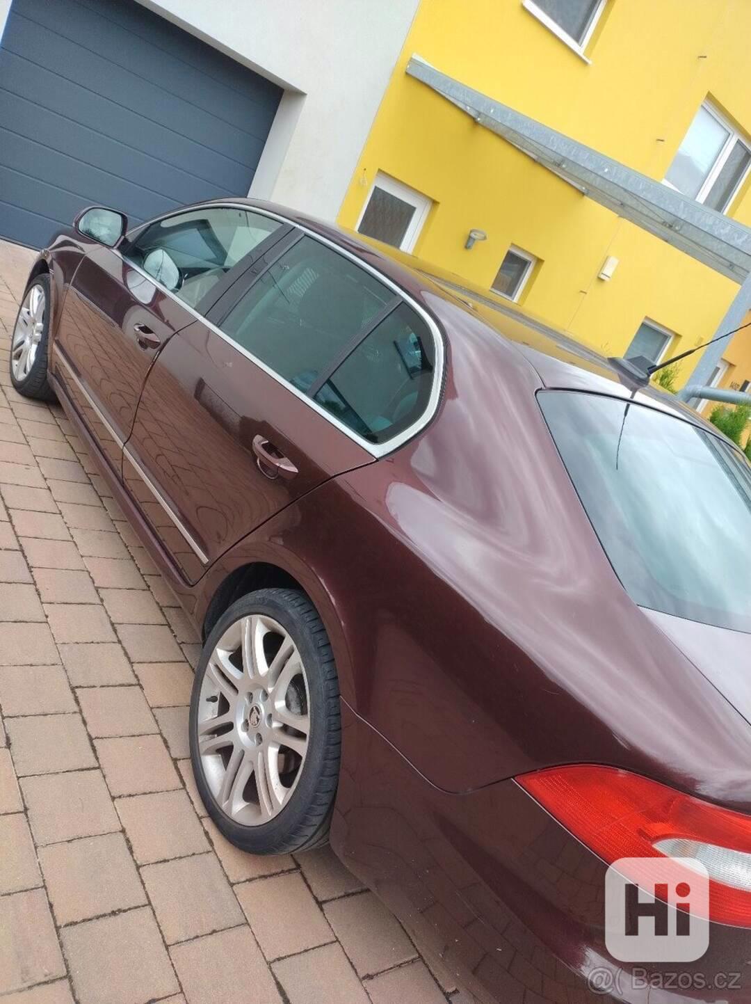 Škoda Superb 2,0   II - foto 1