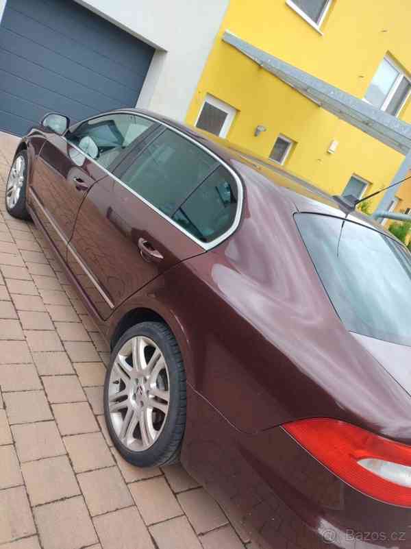 Škoda Superb 2,0   II - foto 1