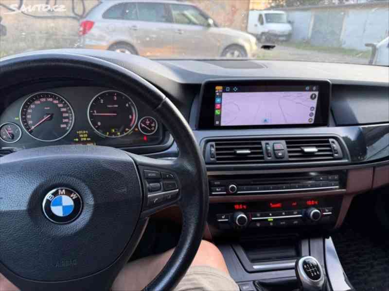 BMW Řada 5 2,0 - foto 6