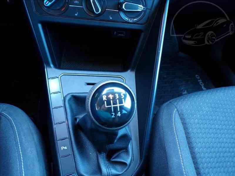 Volkswagen Polo 1,0 MPI - foto 6