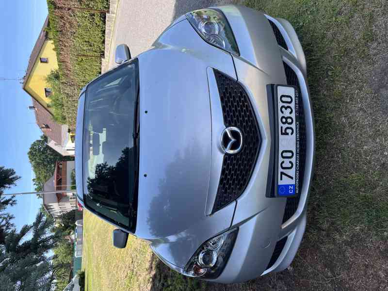 Mazda 3 - foto 1