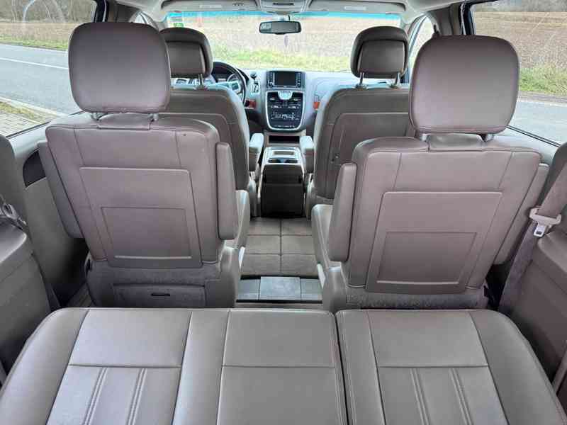 Chrysler Town & Country 3.6 LPG DVD RT 2014 - foto 8