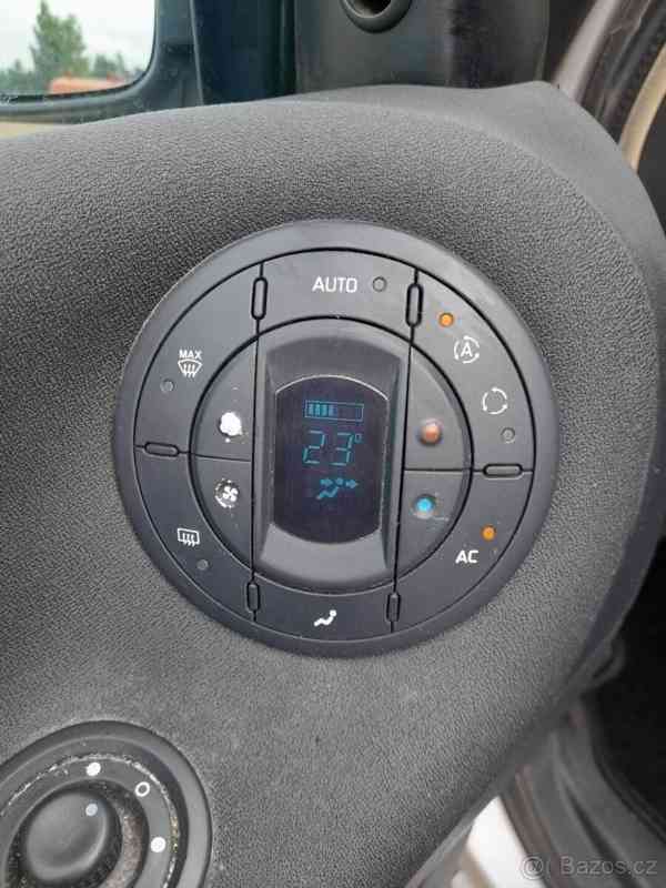 Renault Espace 2,0 IV DIESEL 2DCI PANORAMA - foto 3