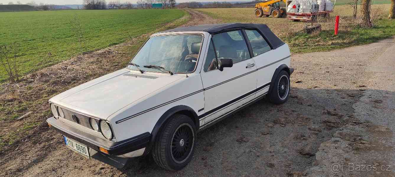 Volkswagen Golf 1,6 - foto 3