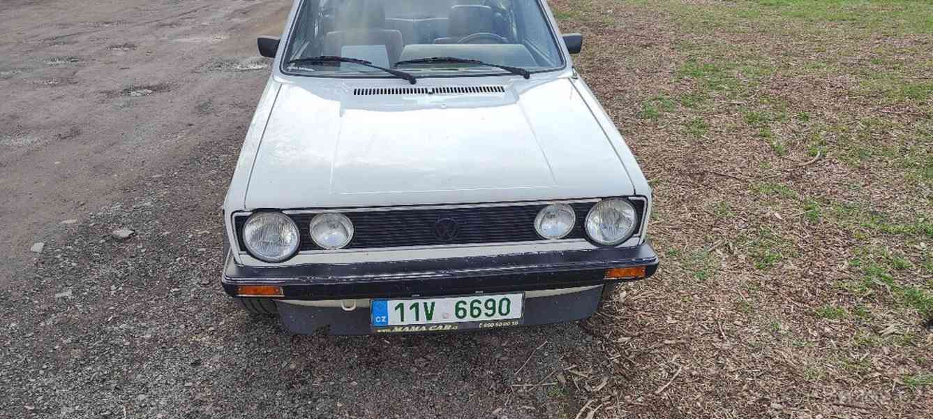 Volkswagen Golf 1,6 - foto 2