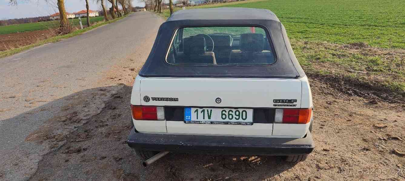 Volkswagen Golf 1,6 - foto 8