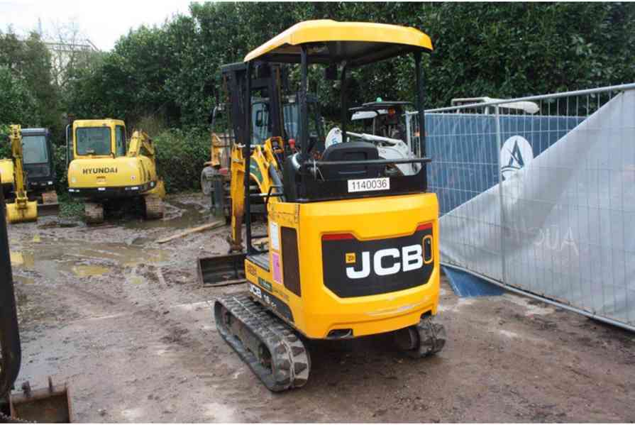 Bagar JCB 16 C-1 - foto 2
