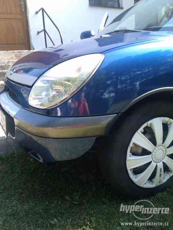 Daihatsu Sirion 1.0 LPG - foto 3