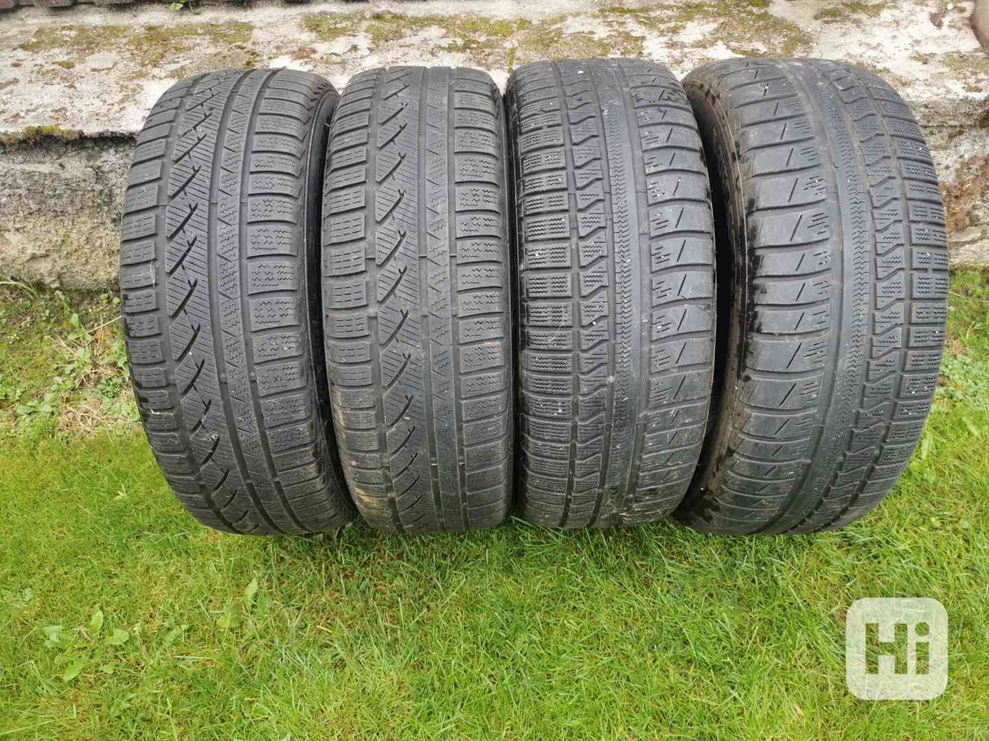 215/60R16 zimní pneu - foto 1