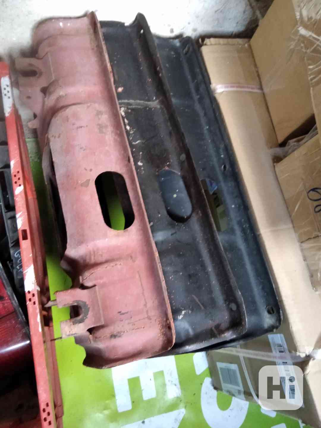 Plech pod nádrž Škoda 3x - foto 1