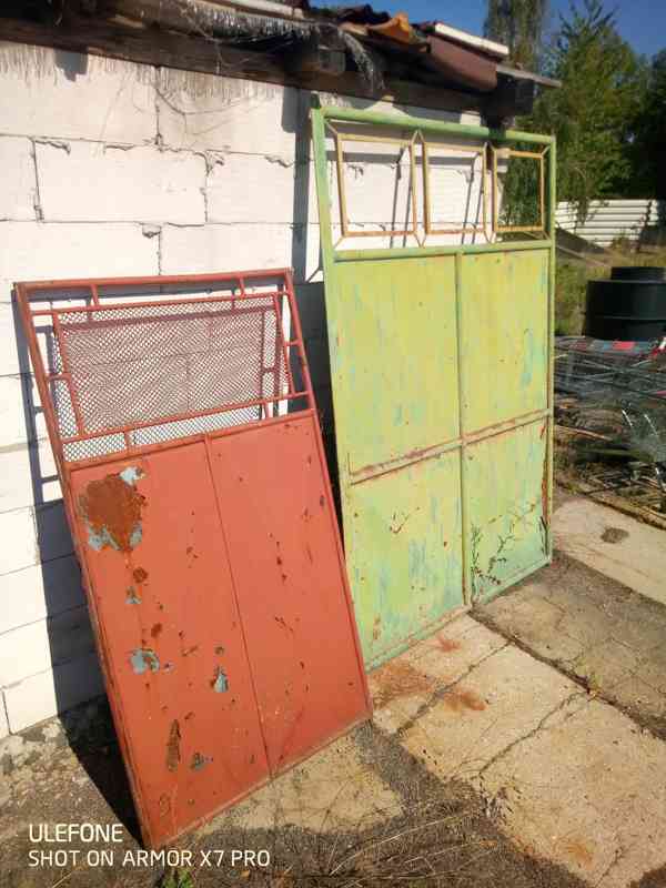 Vrata, mříže - foto 5