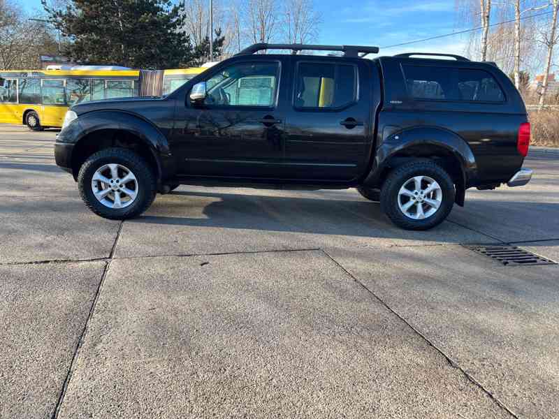 Nissan Navara 2,5DCi 126kw - foto 25