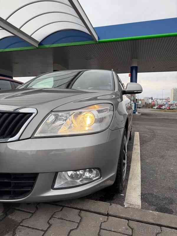 Škoda Octavia 1,6   2012 | TDI - foto 7