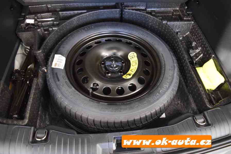 Ford Kuga 2.5i HYBRID AWD 58 000 KM 2022-DPH - foto 10