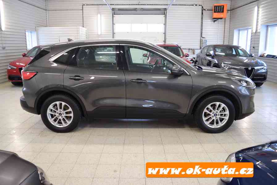Ford Kuga 2.5i HYBRID AWD 58 000 KM 2022-DPH - foto 6