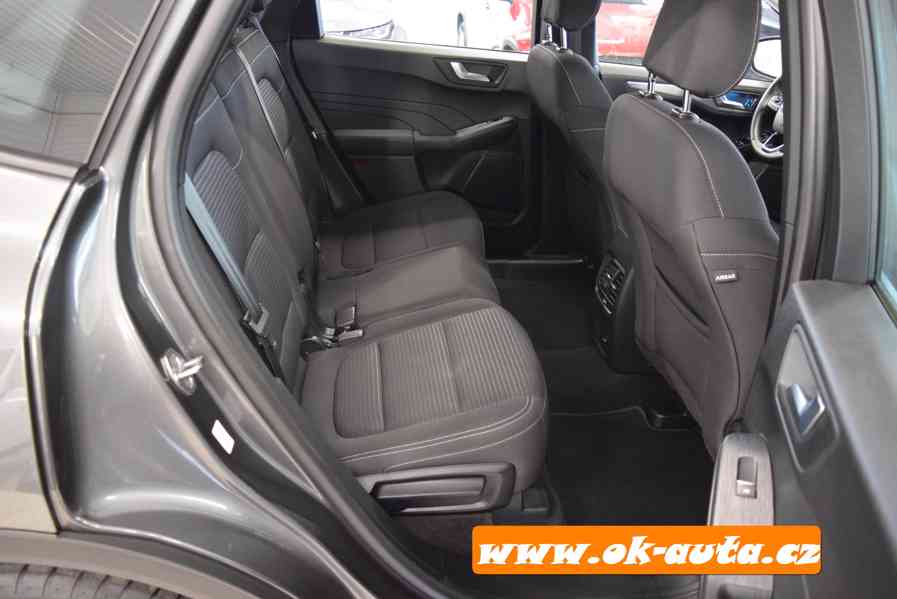 Ford Kuga 2.5i HYBRID AWD 58 000 KM 2022-DPH - foto 8