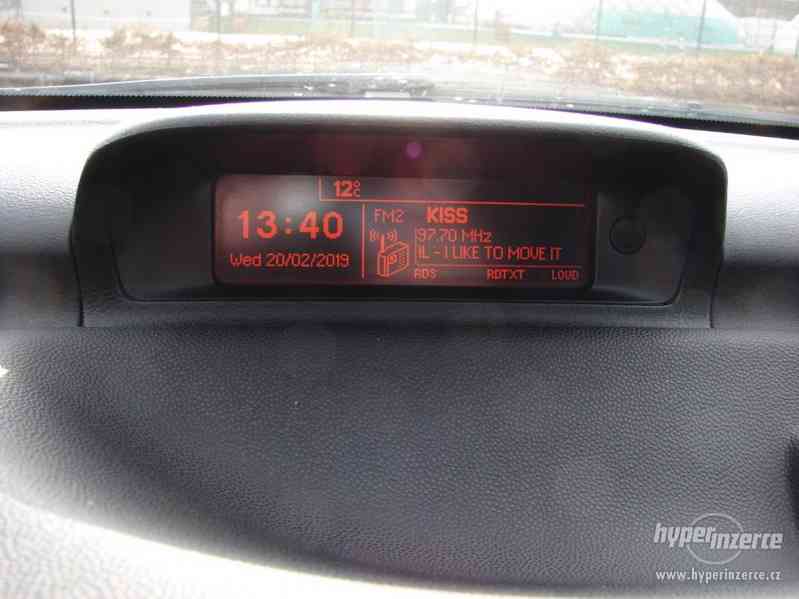 Peugeot 307 SW 1.6 HDI r.v.2005 (66 KW) 7 MÍST - foto 10