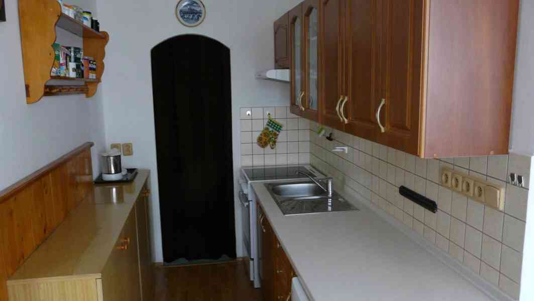 Prodej zařízeného a vybaveného bytu 2+1 na Šumavě ve Zdíkově - foto 5