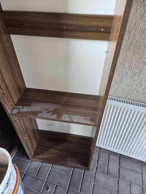 Knihovna  - foto 2