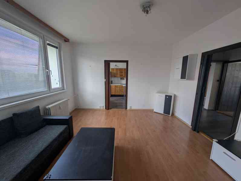 Pronájem 3+1, 68 m2 Dr. Šavrdy, Bělský Les - foto 2