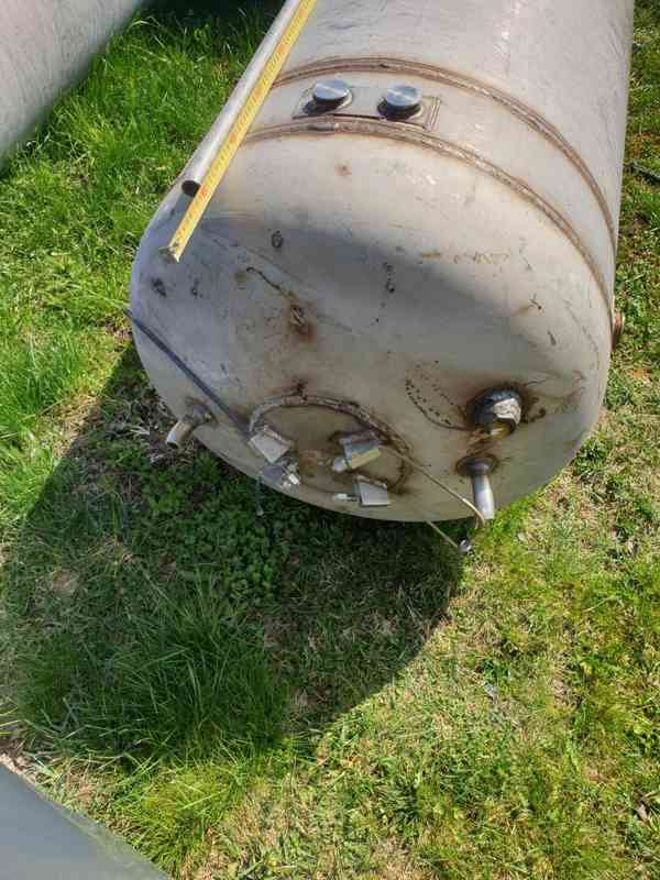 Nerezová nádrž - foto 2