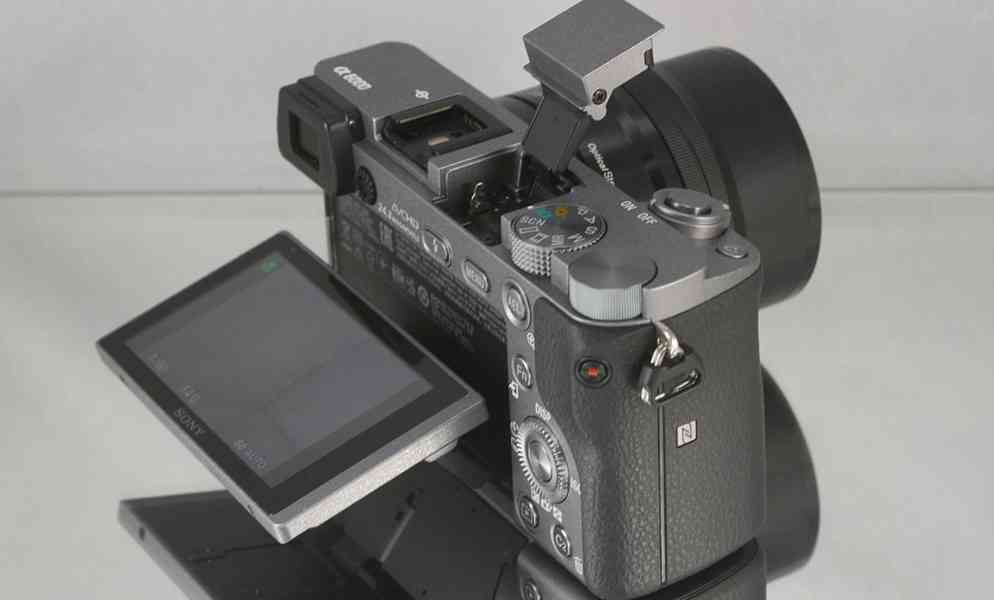 Sony A6000 + 16-50 mm*24 Mpx*Full HDV*WIFI*500 Exp - foto 7