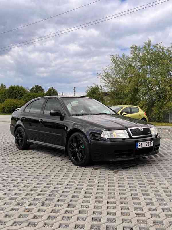 Škoda Octavia 1,8 RS - foto 4