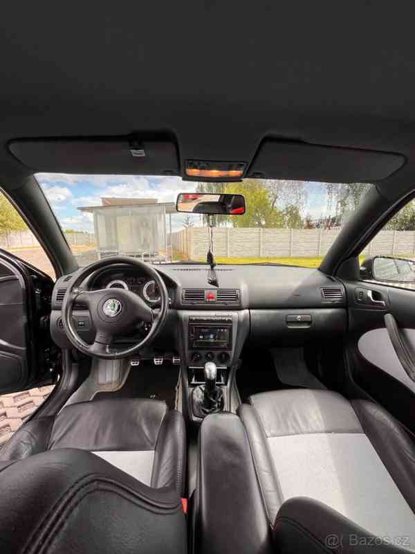 Škoda Octavia 1,8 RS - foto 18