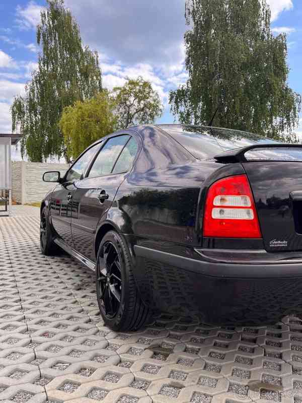 Škoda Octavia 1,8 RS - foto 11
