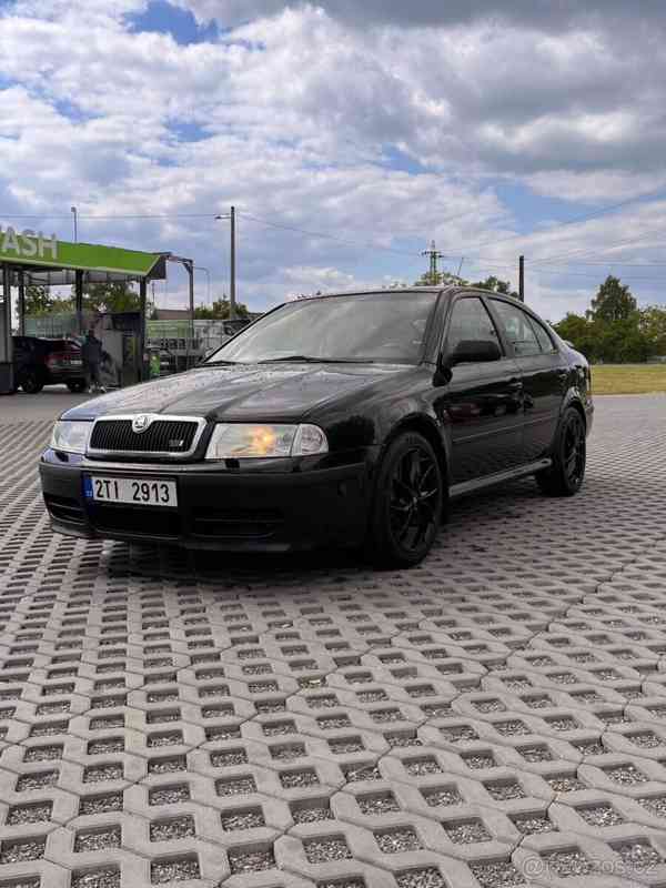 Škoda Octavia 1,8 RS - foto 6