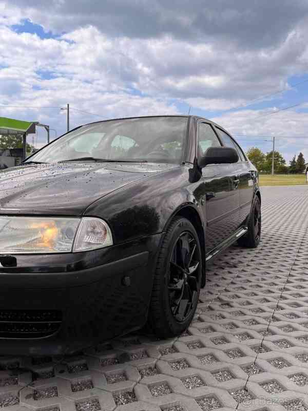 Škoda Octavia 1,8 RS - foto 5