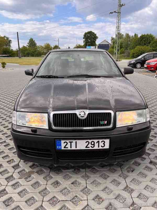 Škoda Octavia 1,8 RS - foto 1