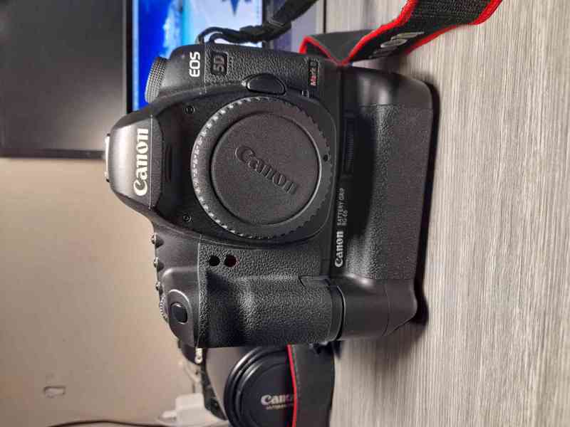 Canon EOS 5D Mark II - foto 1